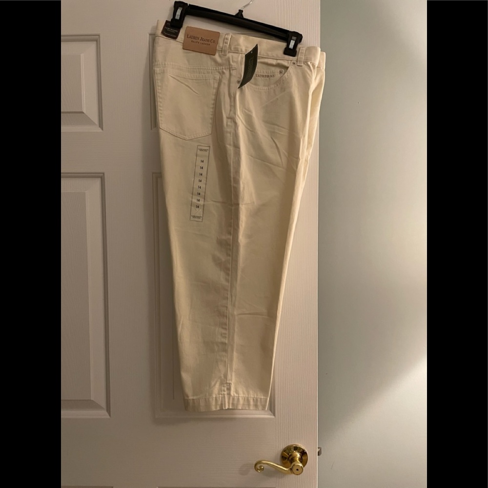 Ralph Lauren Lauren jeans co with tags.  Size14 NWT capris.  My closet.